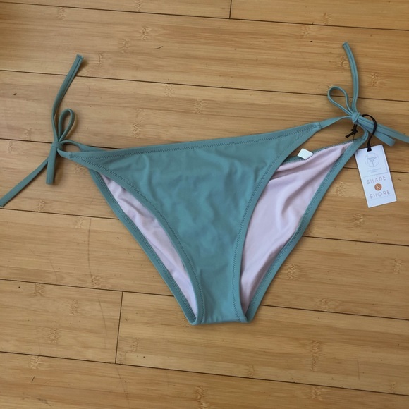 Gorgeous Teal/Green Swimsuit (Top AND Bottom) - Picture 3 of 3